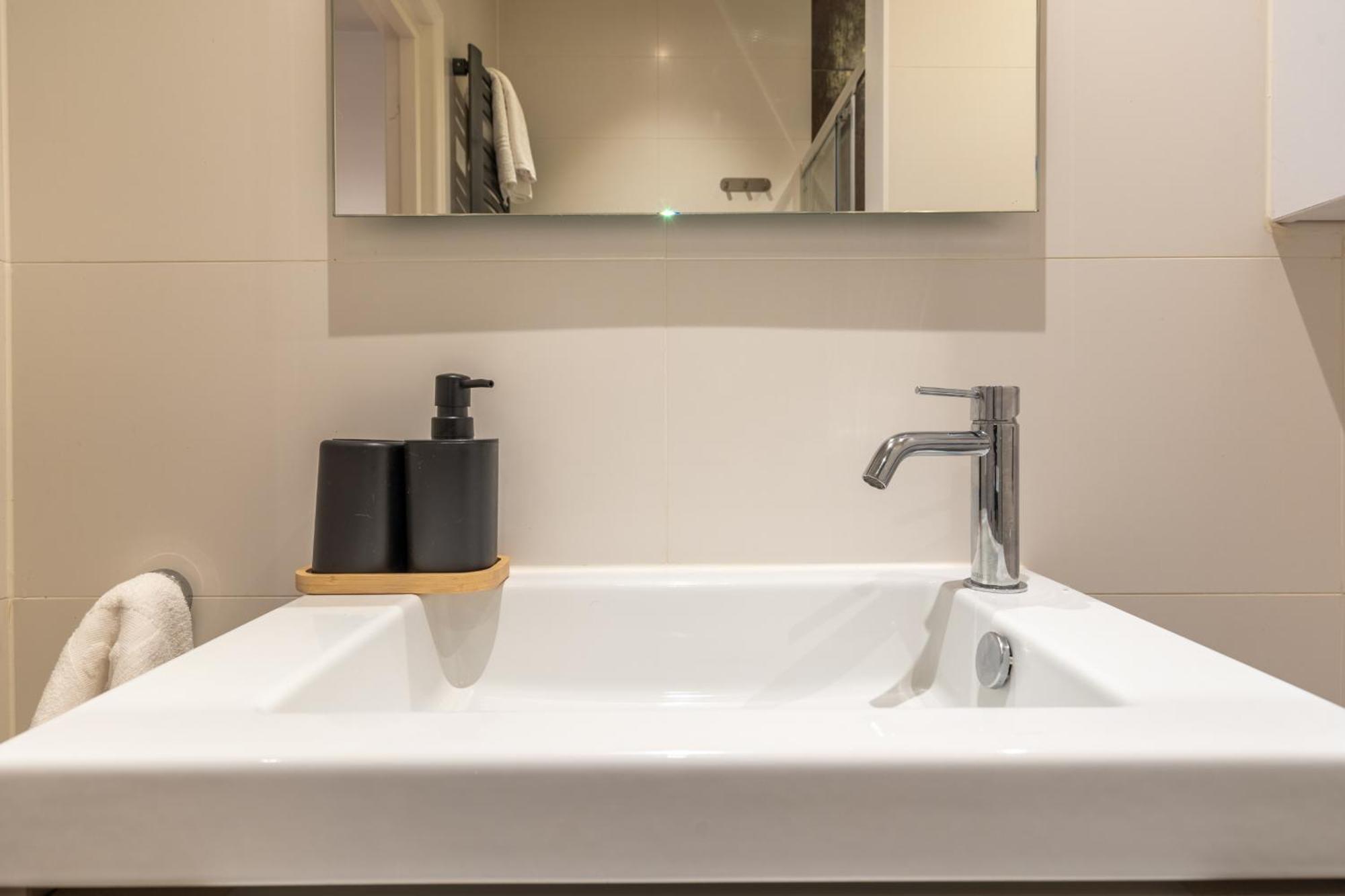 Stylish Studio In The Heart Of Breda City Center Exterior photo